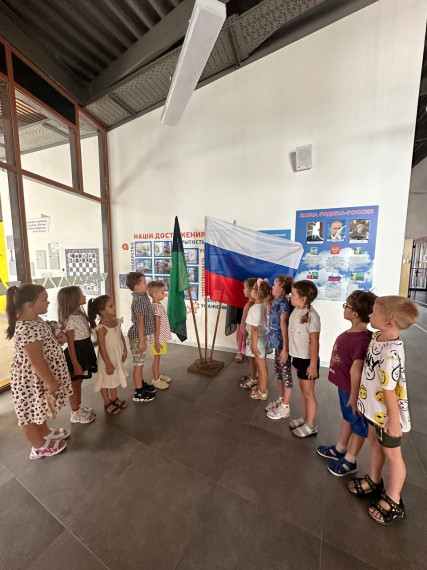 22 августа - День Российского флага.
